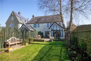 Rear Aspect - click for photo gallery